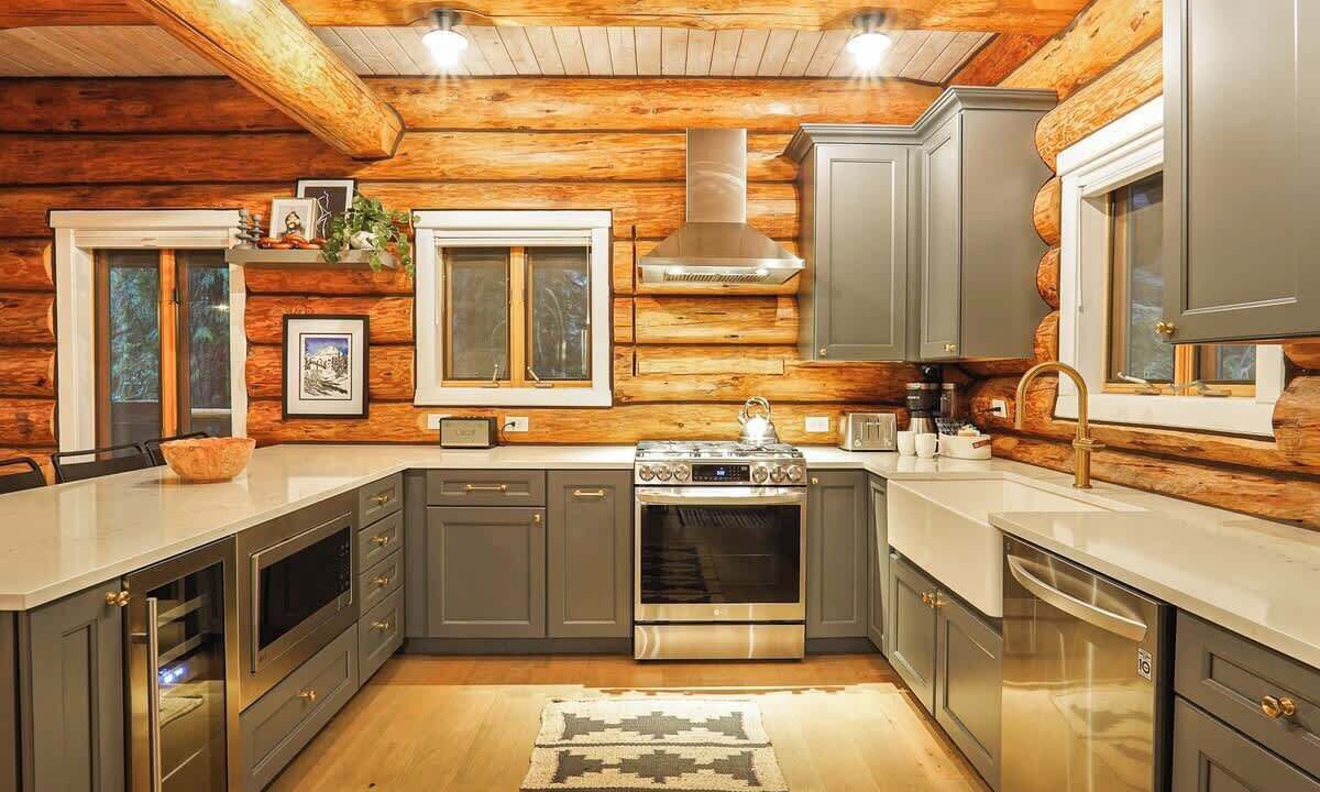 Photo of Kitchen in Glacier