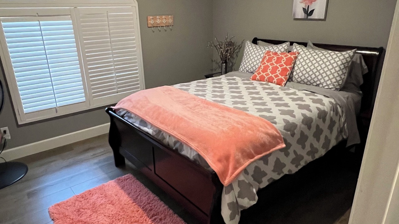 Photo of Bedroom in Sunridge Estates