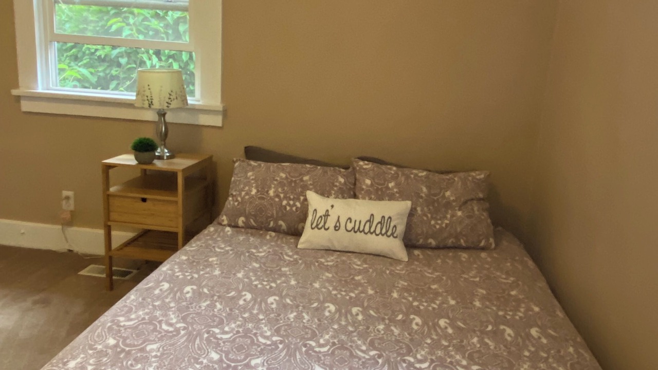Photo of Bedroom in Alberta Arts District