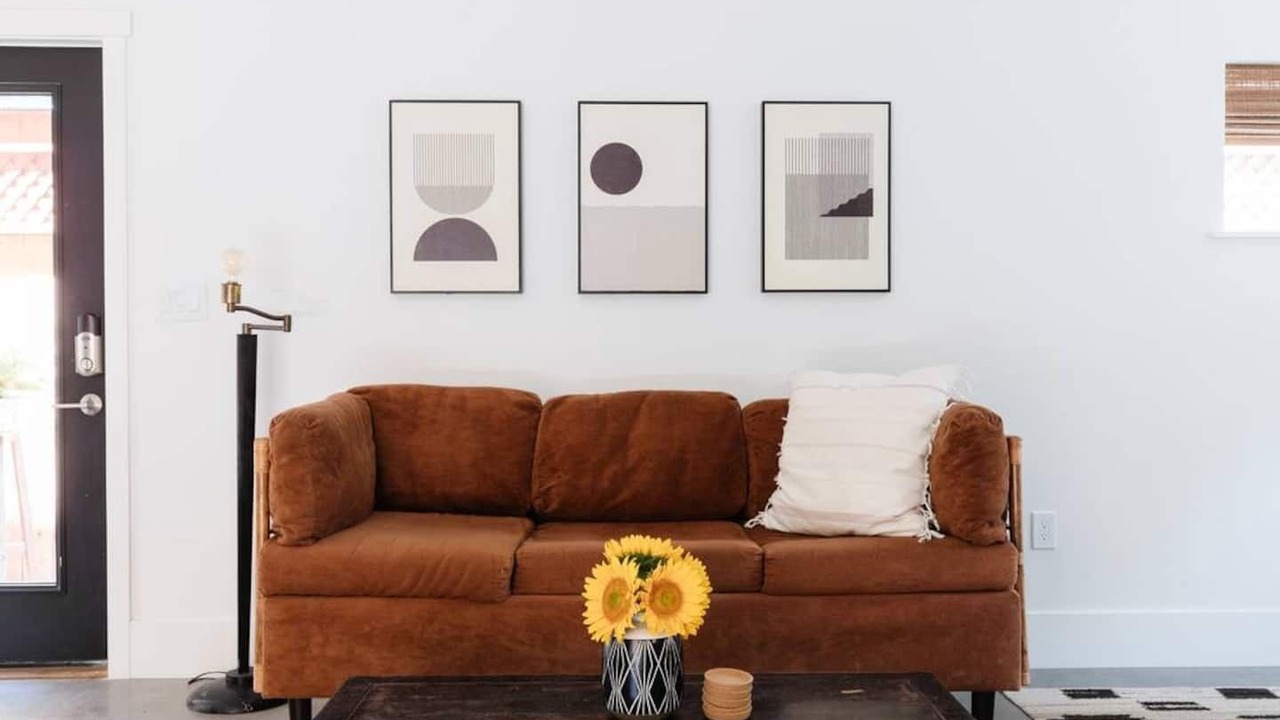 Photo of Livingroom in Chico