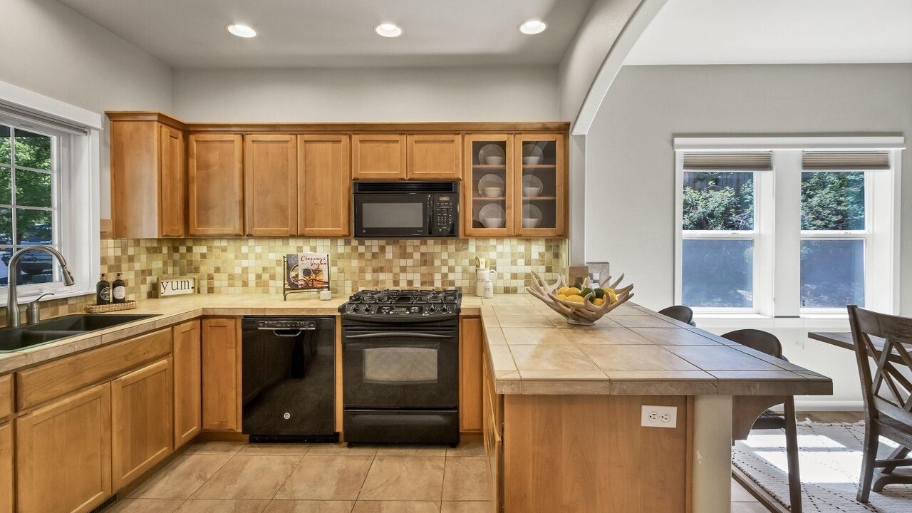 Photo of Kitchen in Southern Crossing