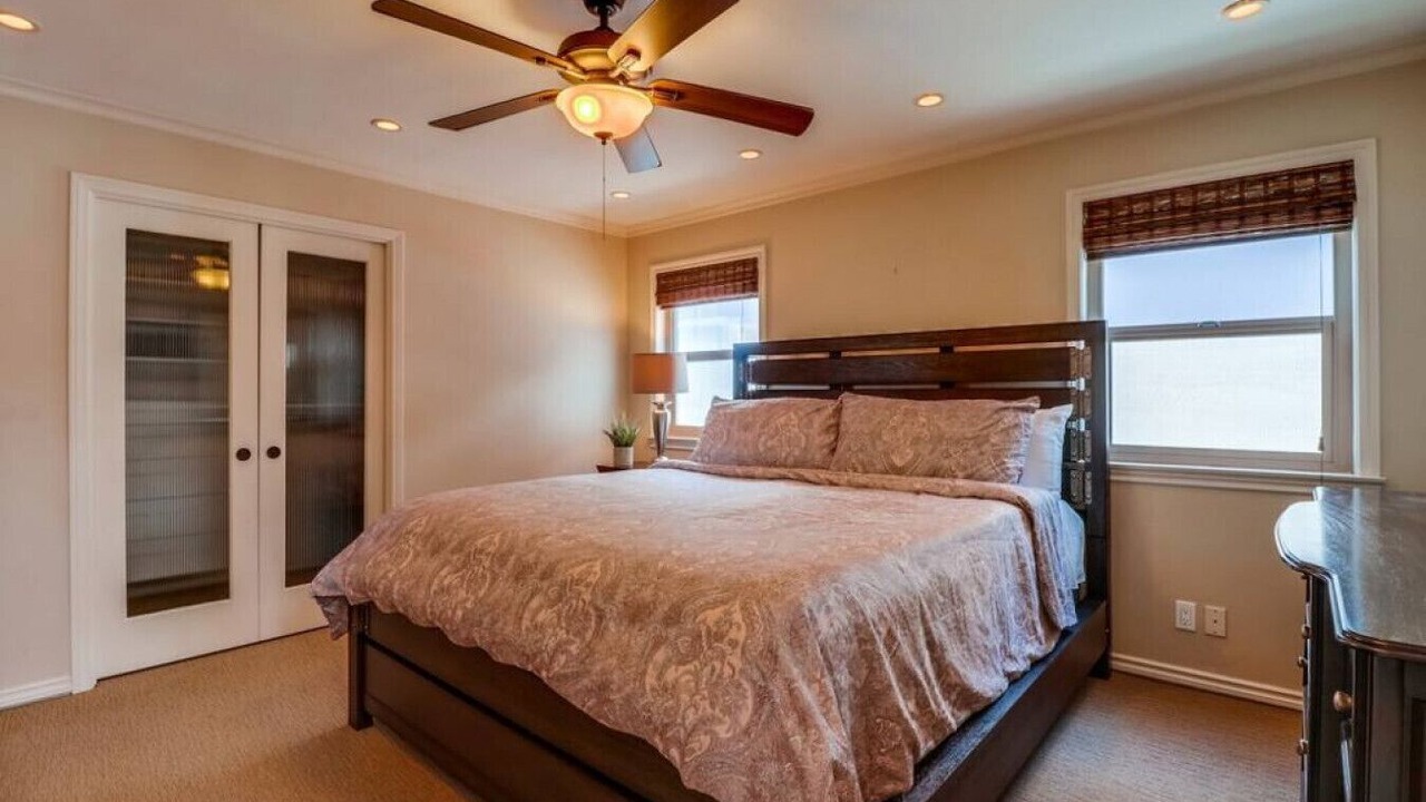 Photo of Bedroom in South Mission Beach