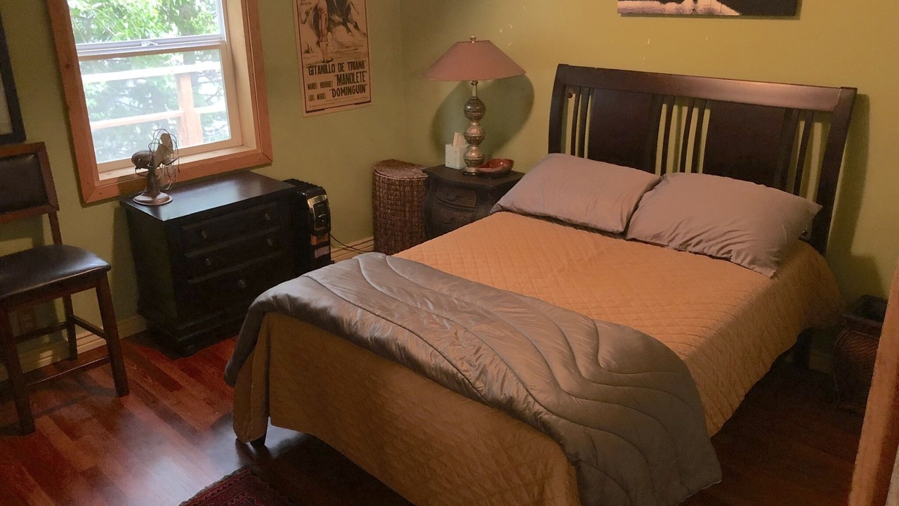 Photo of Bedroom in Modoc County