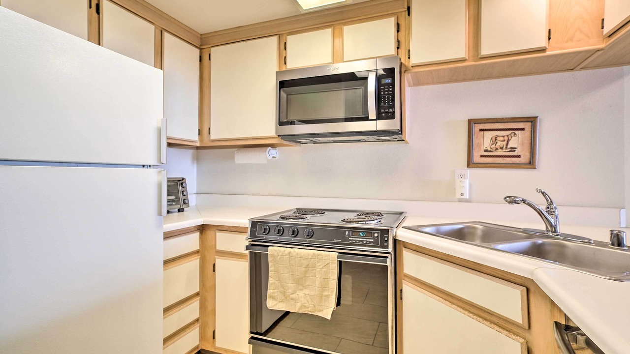 Photo of Kitchen in Cathedral City