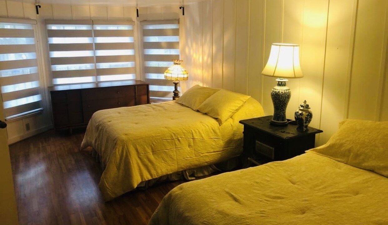 Photo of Bedroom in Village of La Jolla