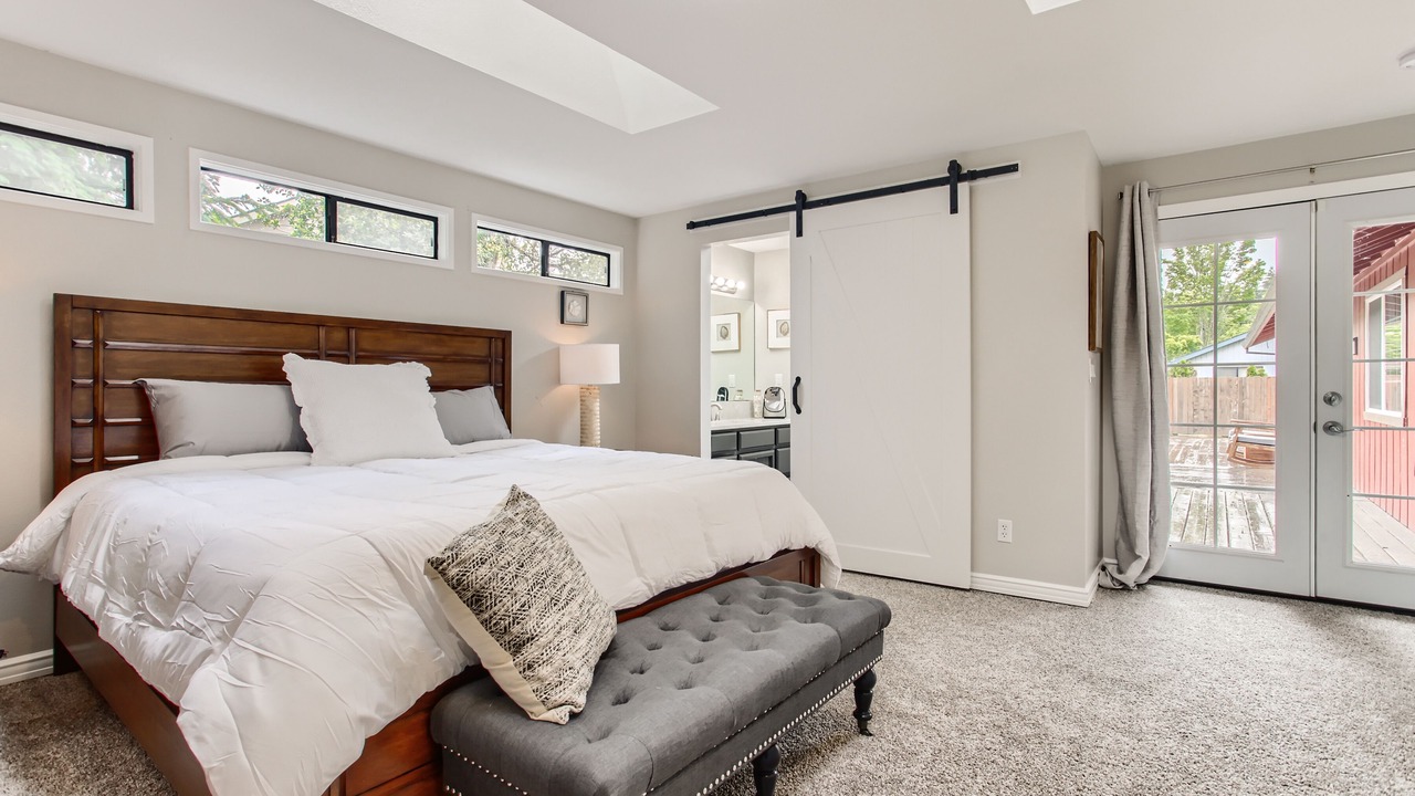 Photo of Bedroom in Sherwood - Tualatin South
