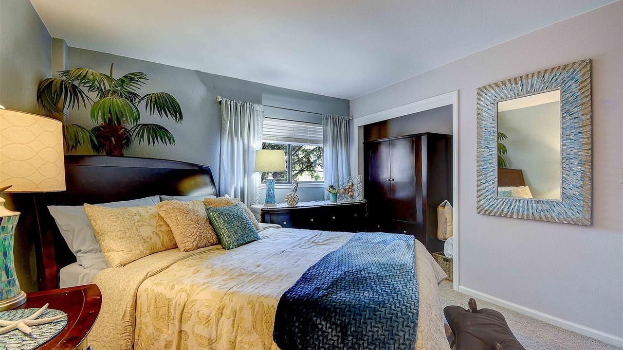 Photo of Bedroom in Napa