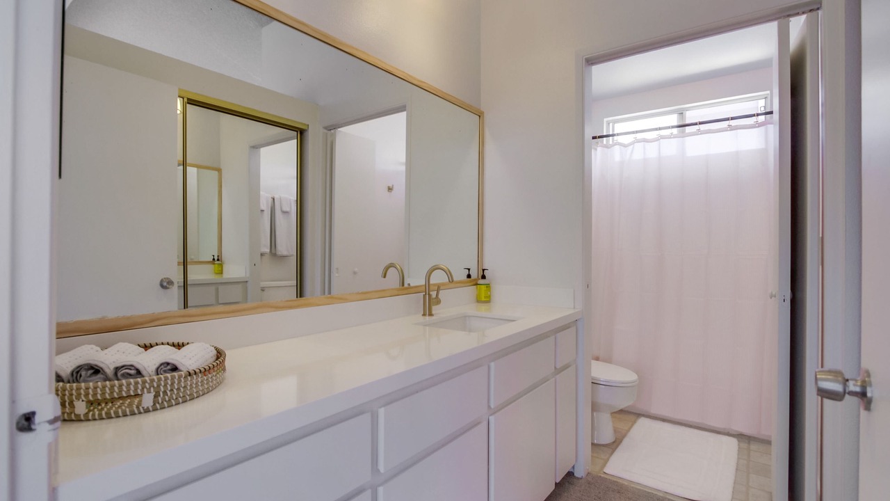 Photo of Bathroom in Olde Solana Beach