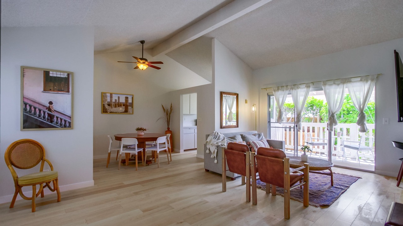 Photo of Livingroom in Olde Solana Beach