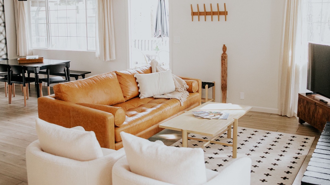 Photo of Livingroom in Lakehead-Lakeshore