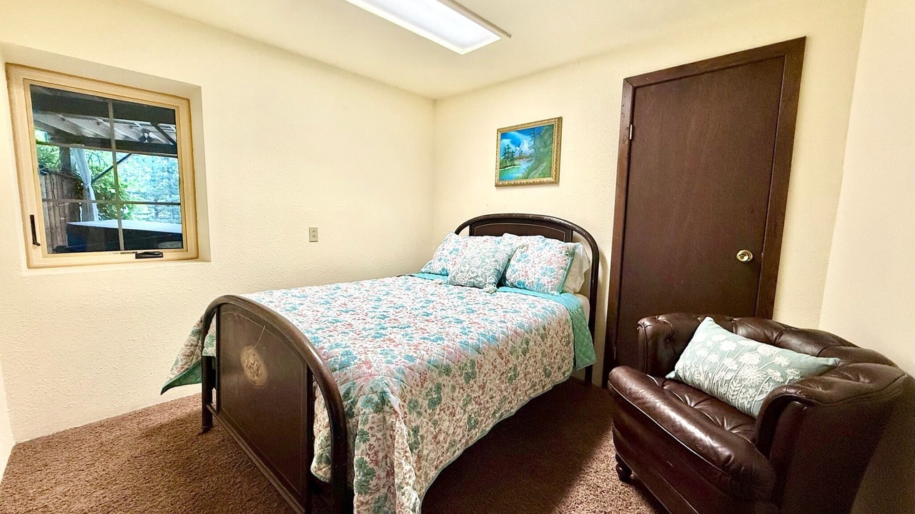 Photo of Bedroom in Goldendale
