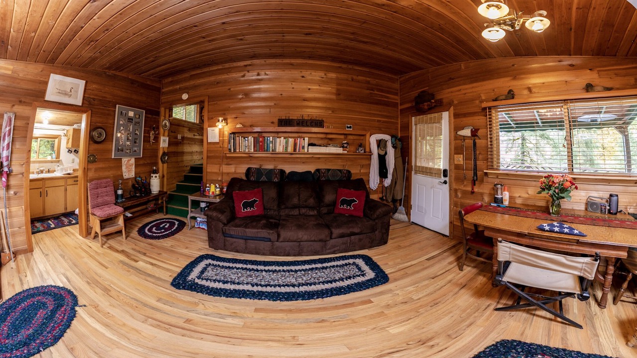 Photo of Livingroom in Kalama