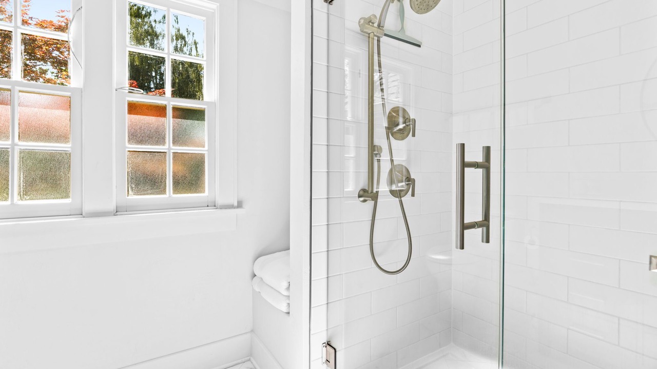 Photo of Bathroom in Amazon