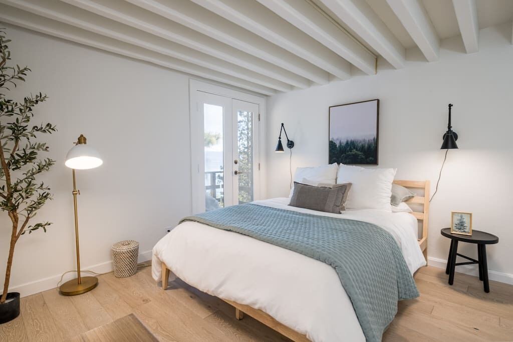 Photo of Bedroom in Meeks Bay