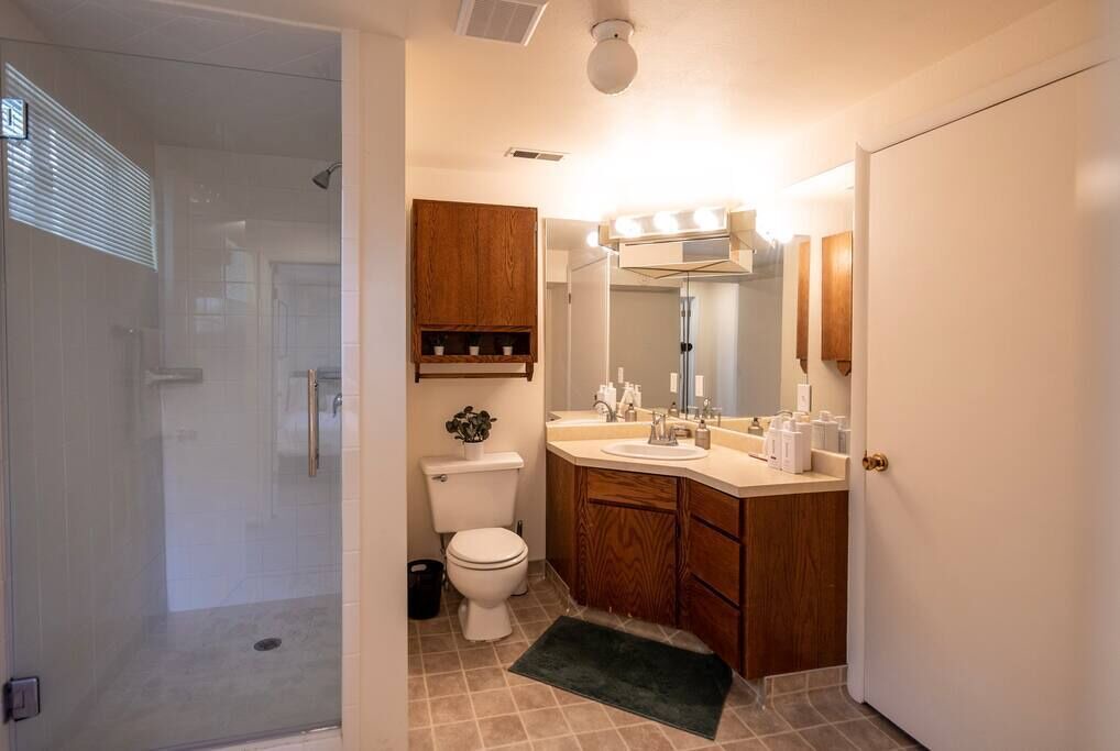 Photo of Bathroom in East Central