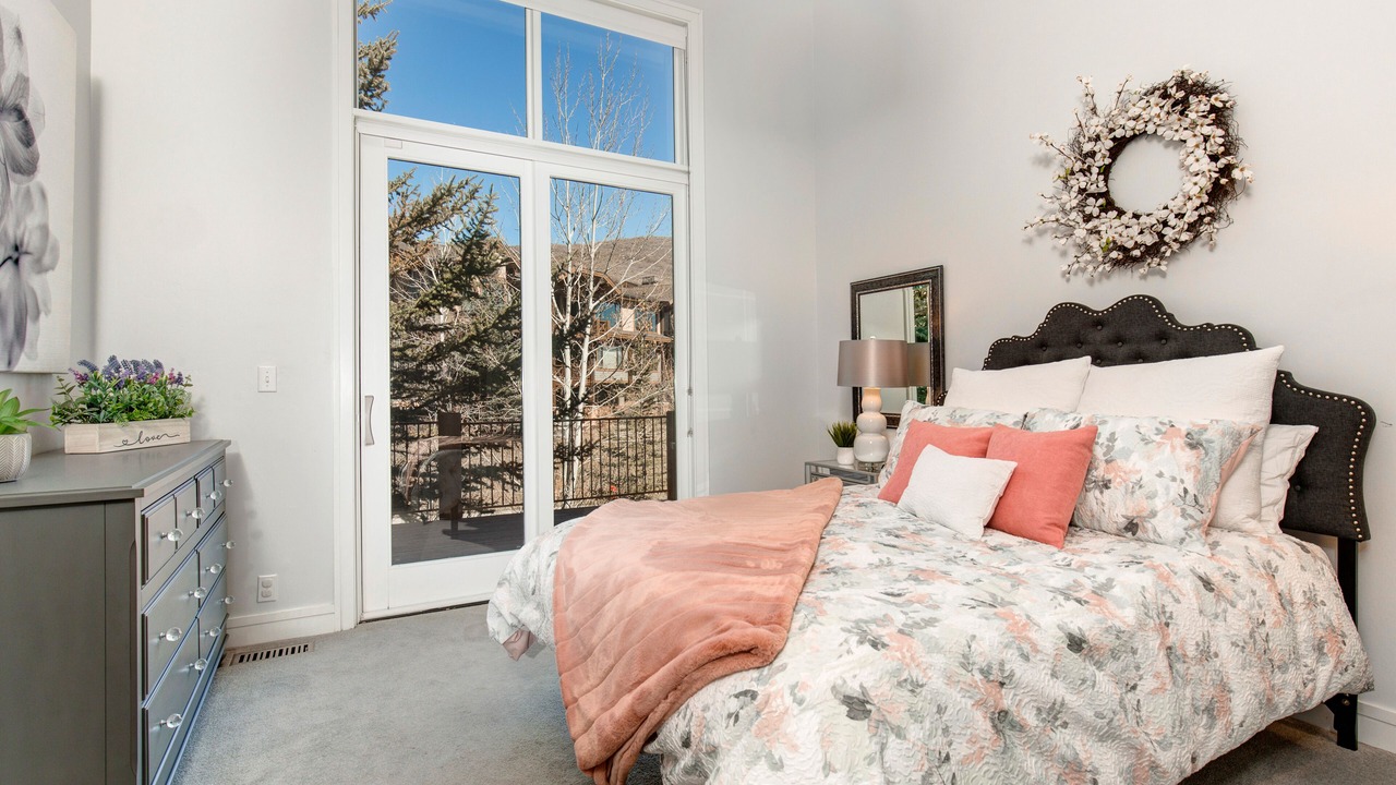 Photo of Bedroom in Park Meadows