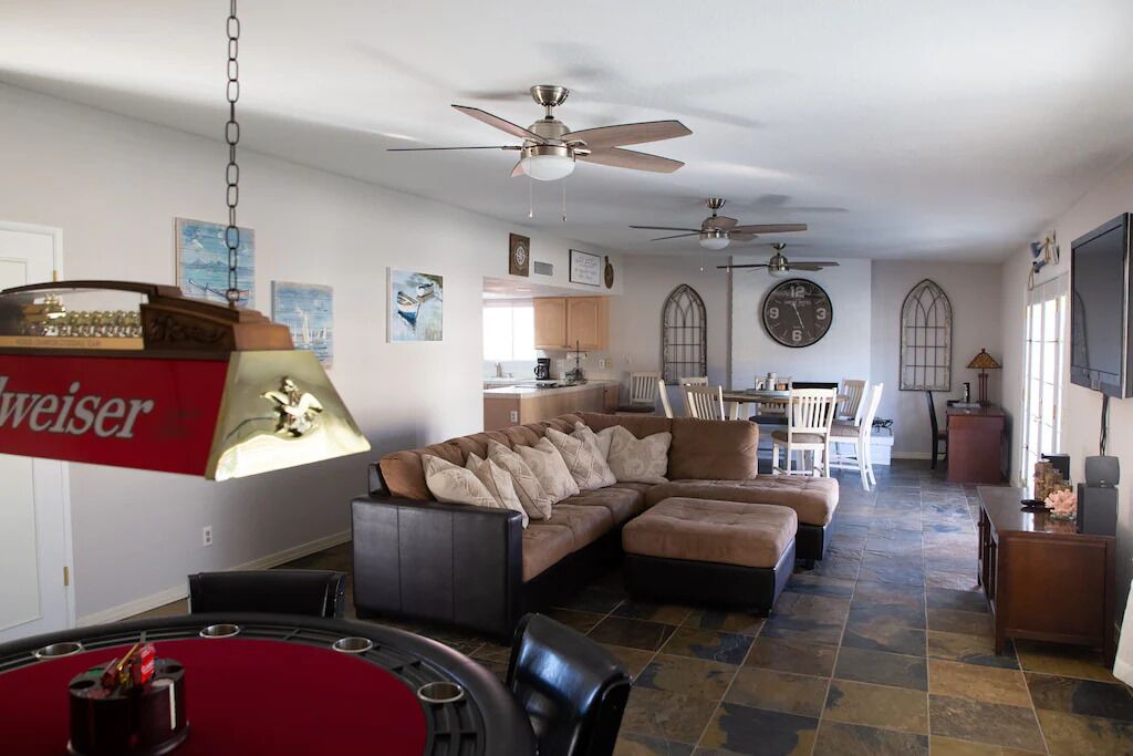 Photo of Livingroom in Cienega Springs
