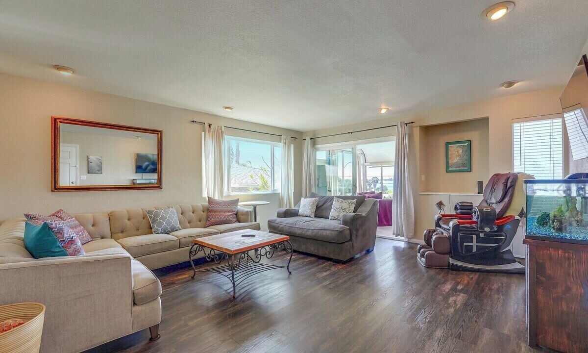 Photo of Bedroom in Bay Park