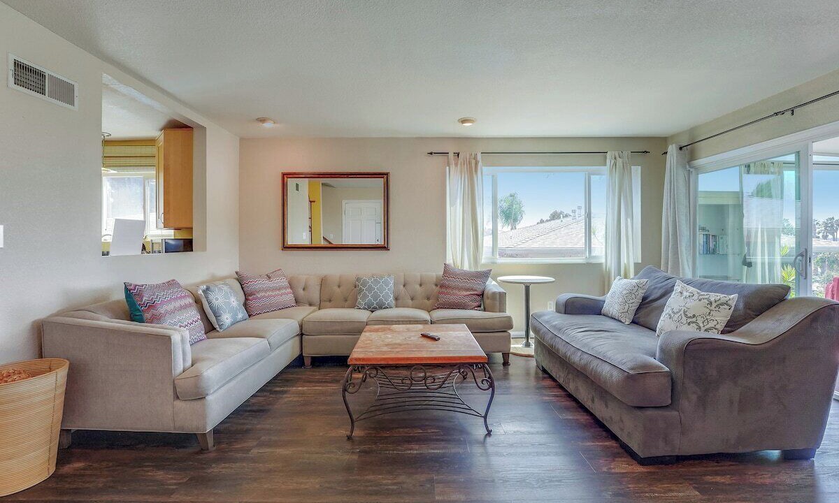 Photo of Bedroom in Bay Park