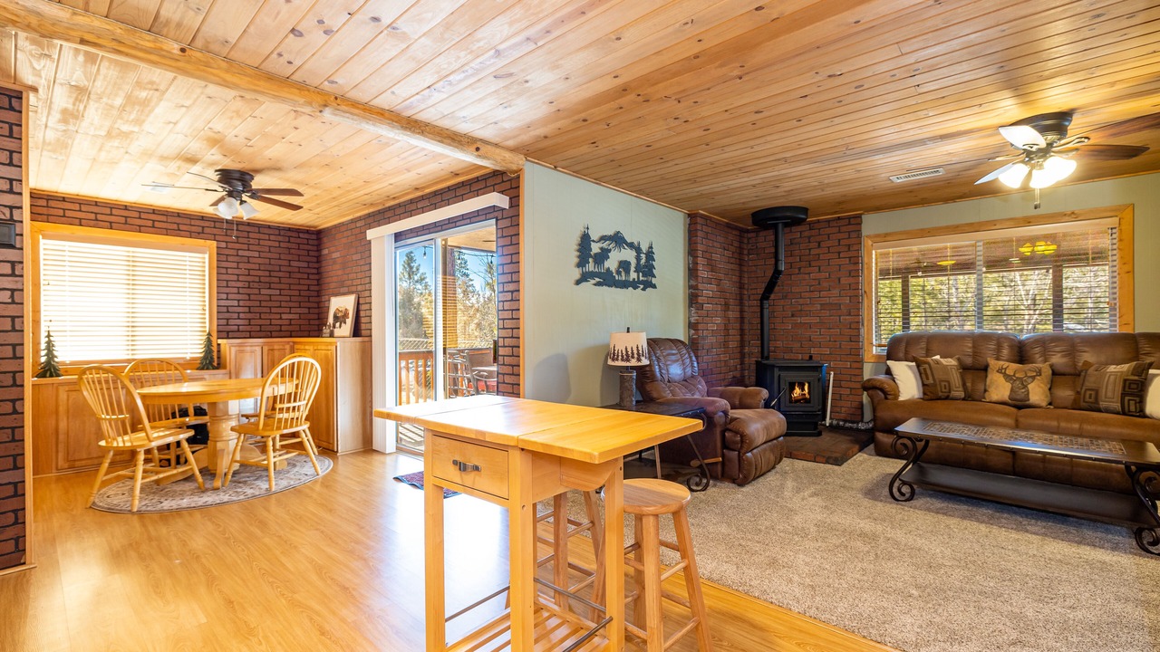 Photo of Livingroom in Munds Park