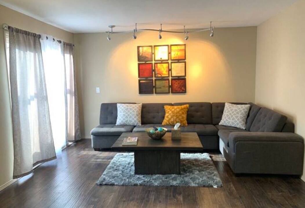 Photo of Livingroom in Overlake