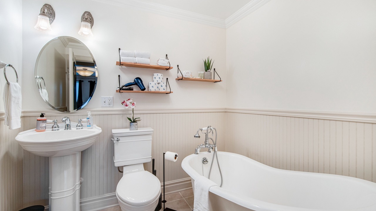 Photo of Bathroom in University Place