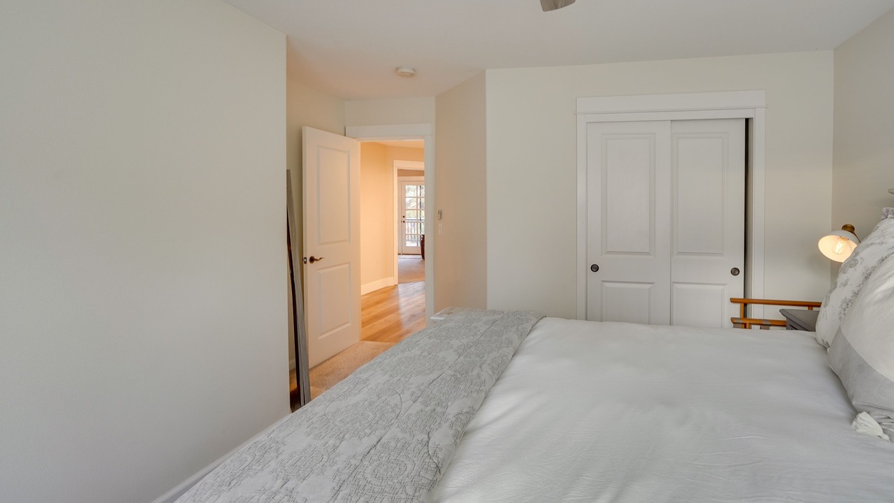 Photo of Bedroom in Southern Crossing