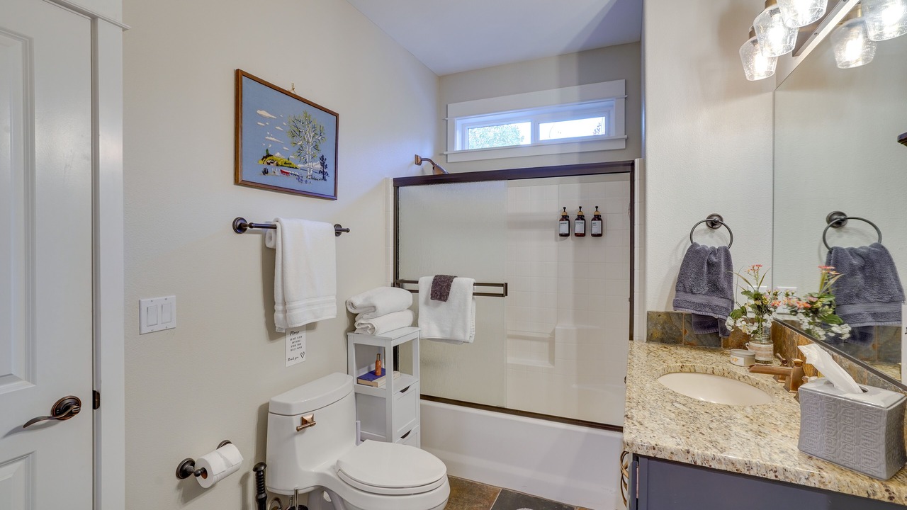 Photo of Bathroom in Southern Crossing