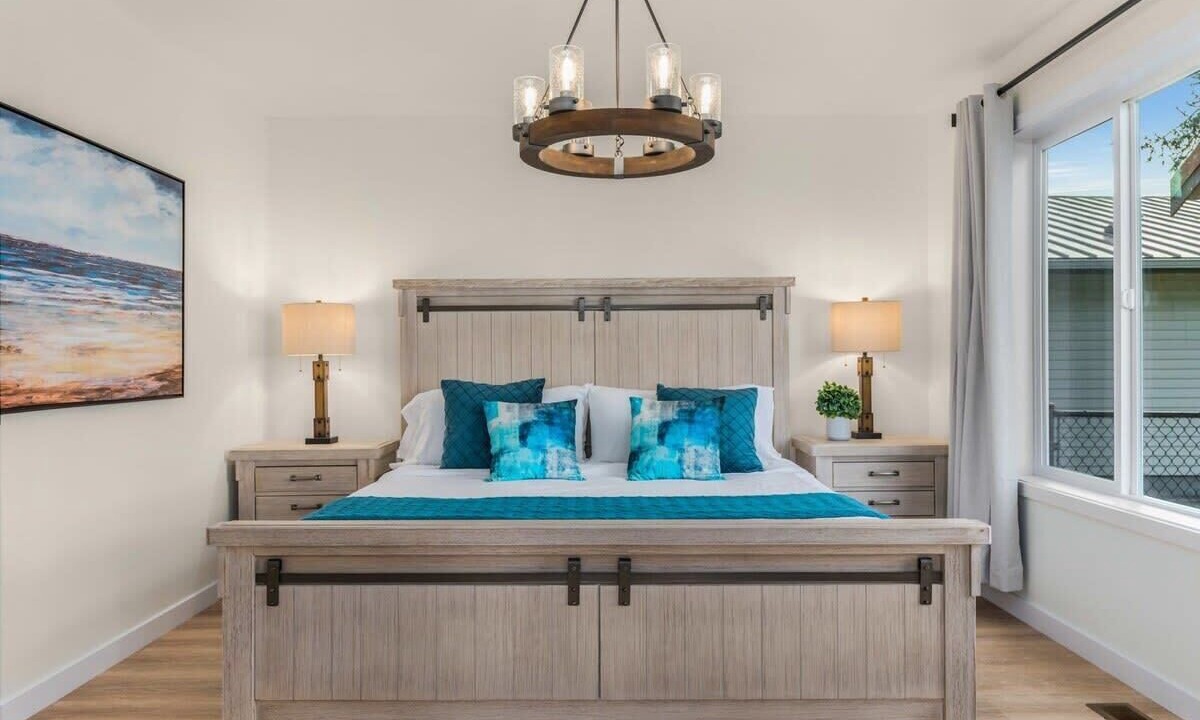 Photo of Bedroom in Oak Harbor