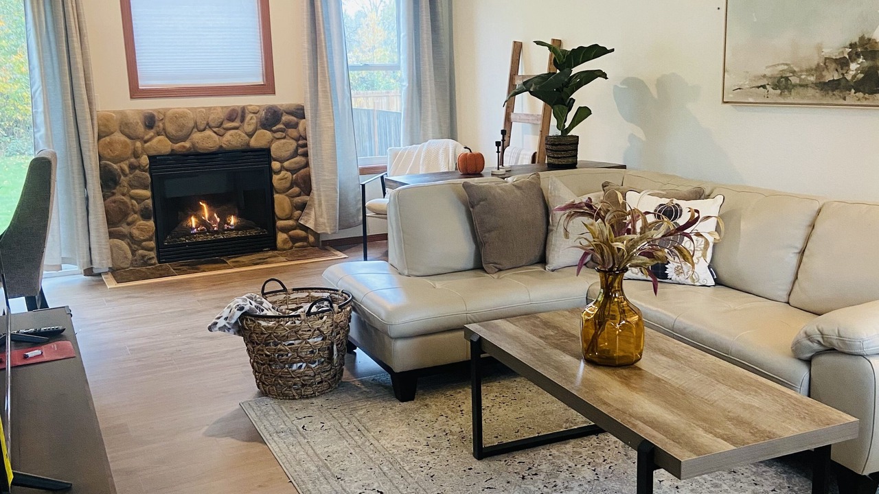 Photo of Livingroom in Fort Lewis