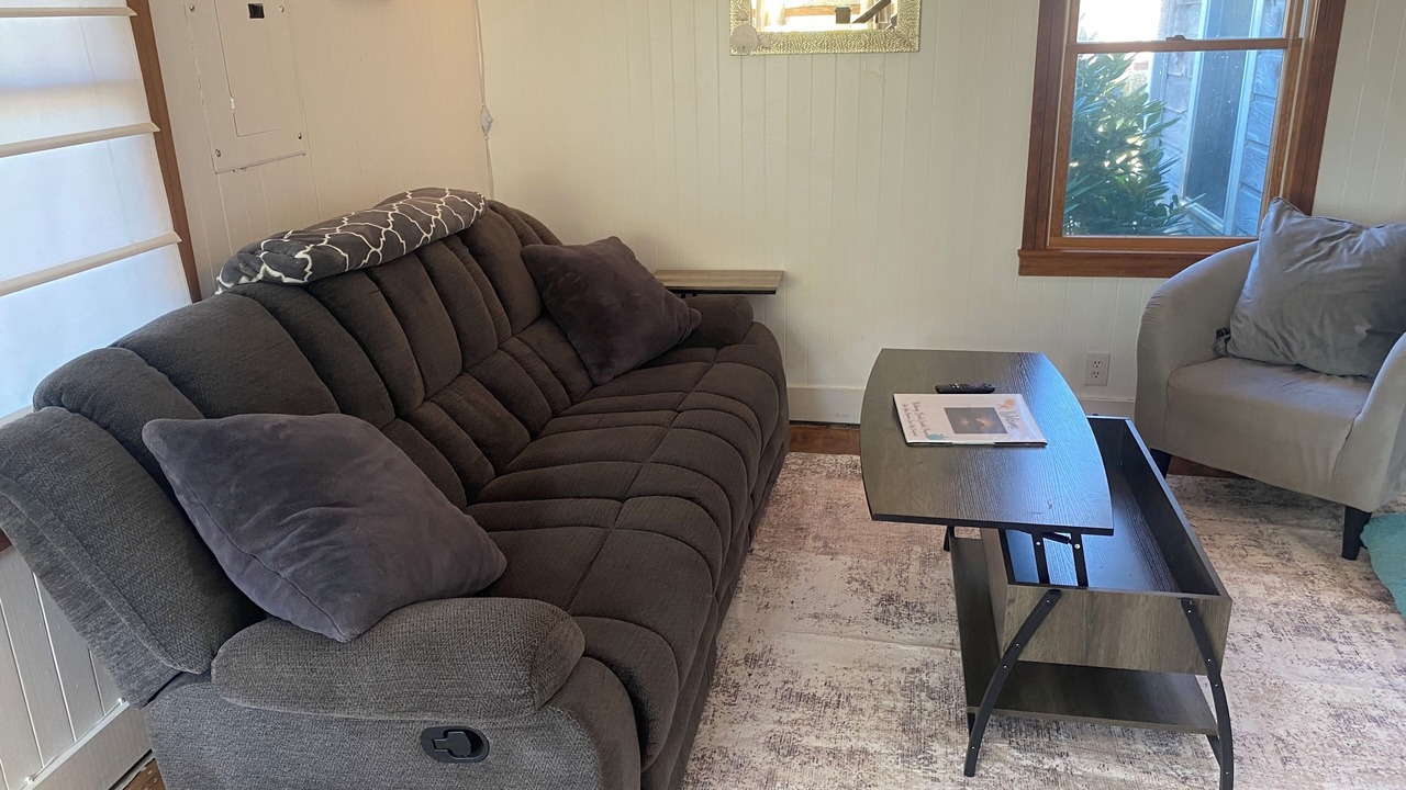 Photo of Livingroom in Rockaway Beach