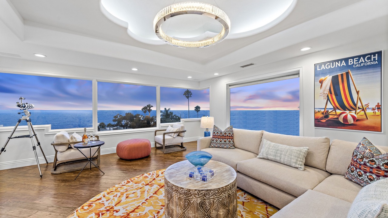 Photo of Livingroom in Coast Royal