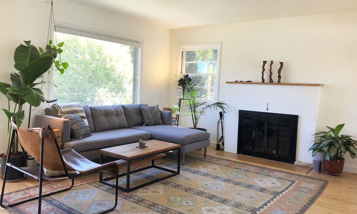 Photo of Livingroom in Piedmont