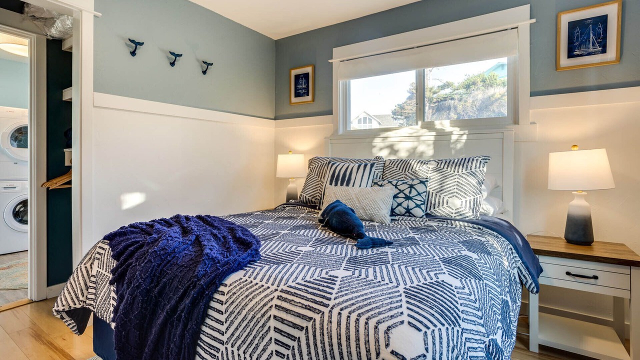 Photo of Bedroom in Seal Rock