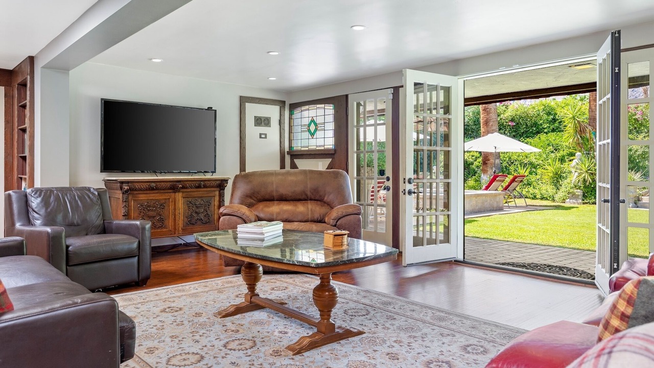 Photo of Livingroom in Warm Sands