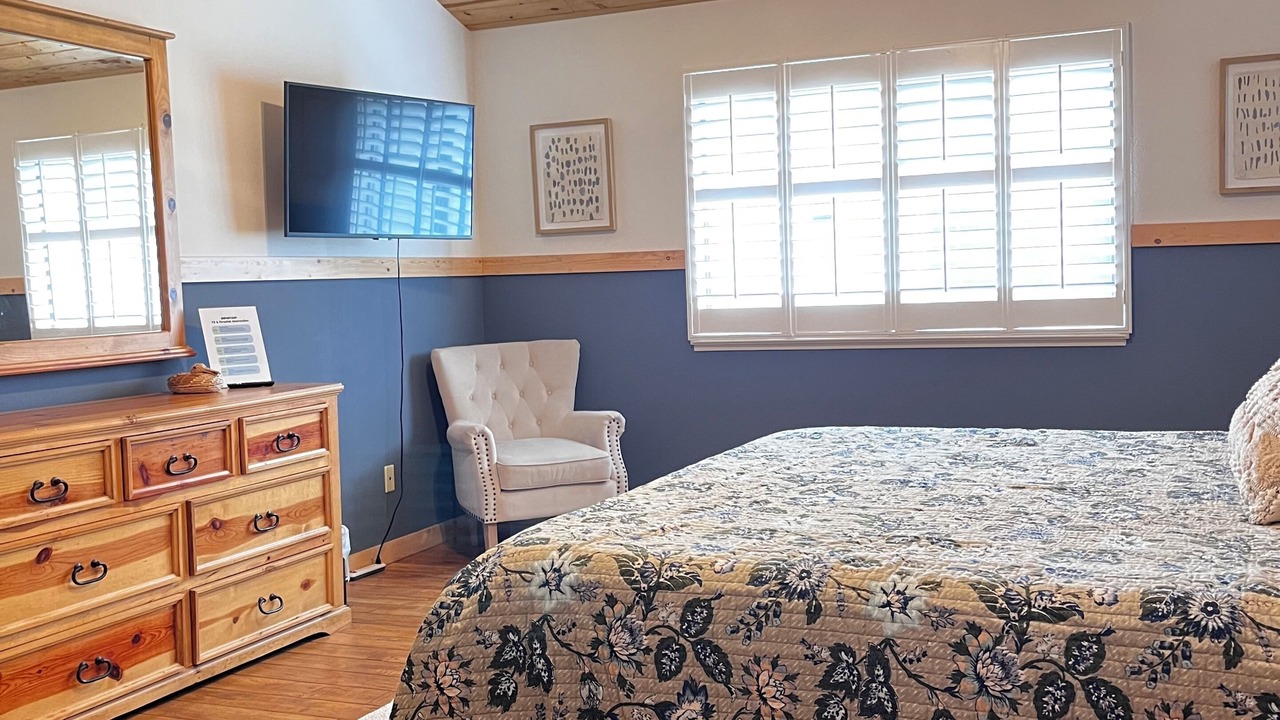 Photo of Bedroom in Plumas Eureka Estates