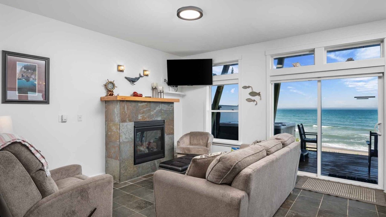 Photo of Livingroom in Lincoln Beach