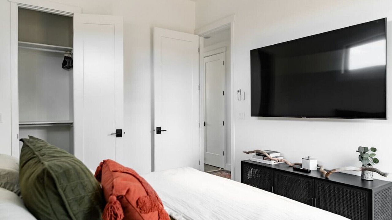 Photo of Bedroom in New Harmony