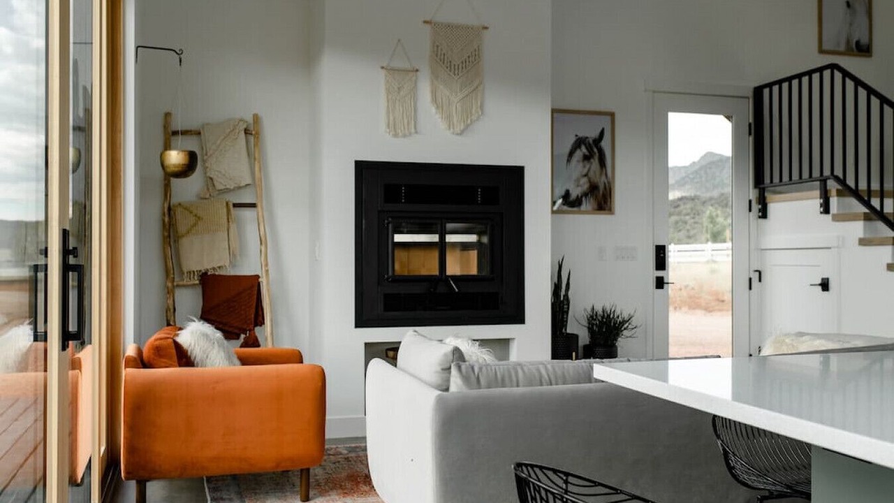 Photo of Livingroom in New Harmony