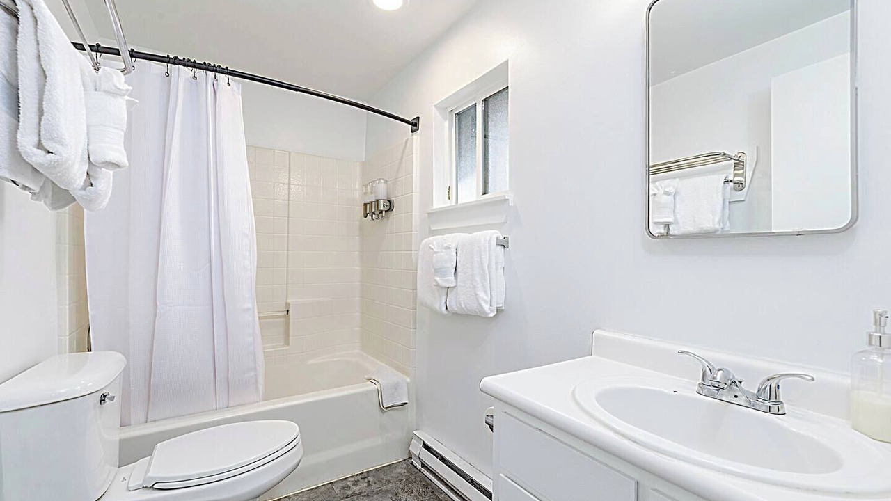 Photo of Bathroom in Ocean Shores