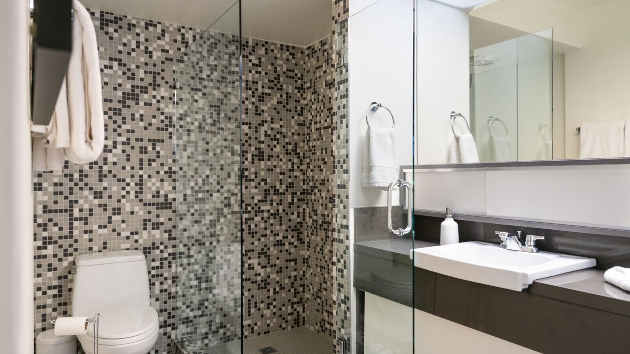 Photo of Bathroom in Twin Palms