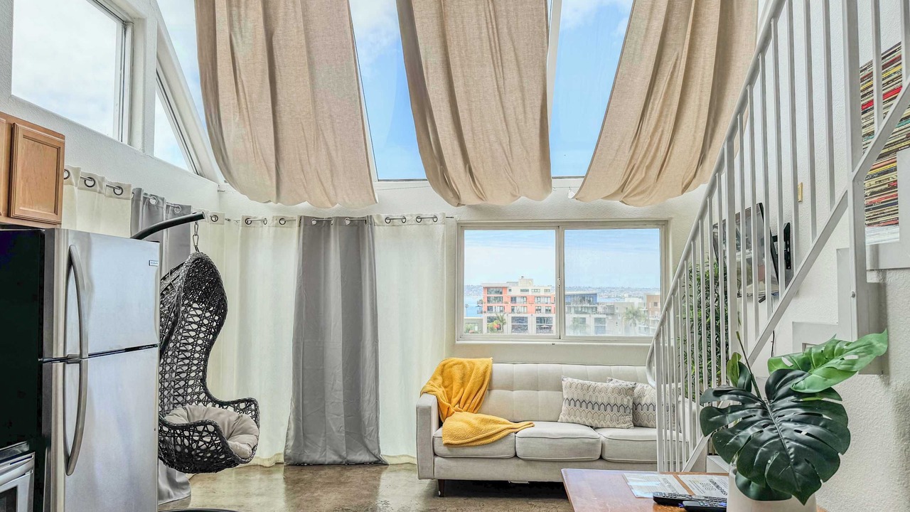 Photo of Livingroom in Little Italy