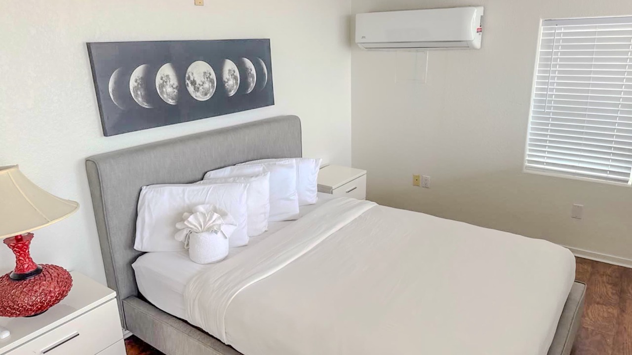 Photo of Bedroom in Little Italy