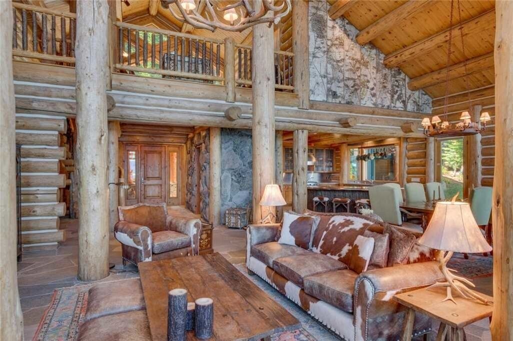 Photo of Others in Tahoma