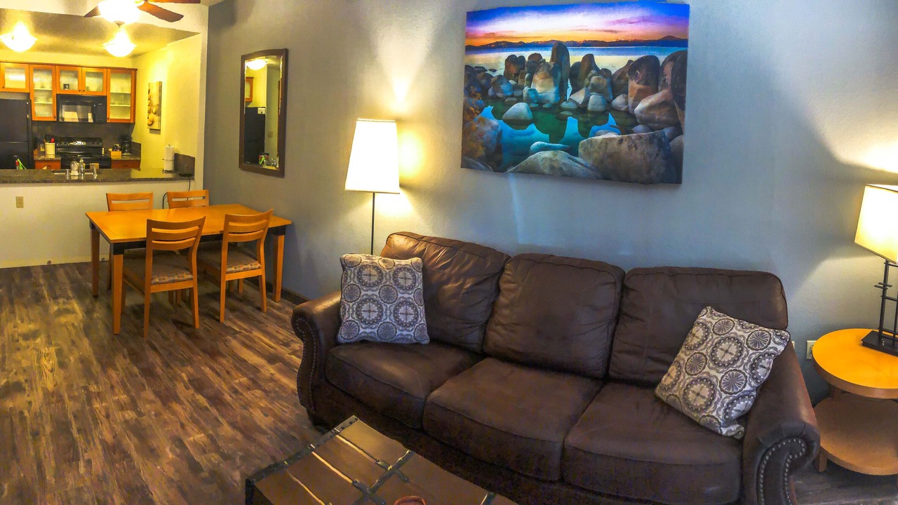 Photo of Livingroom in Mammoth Lakes