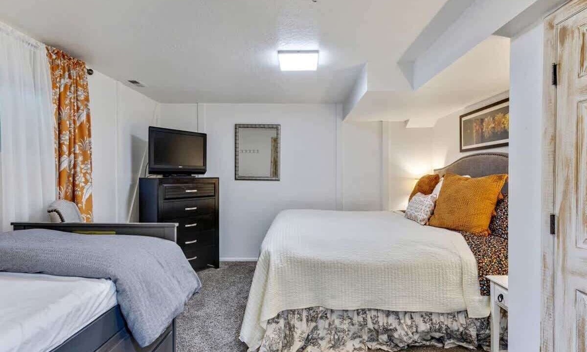 Photo of Bedroom in Orem
