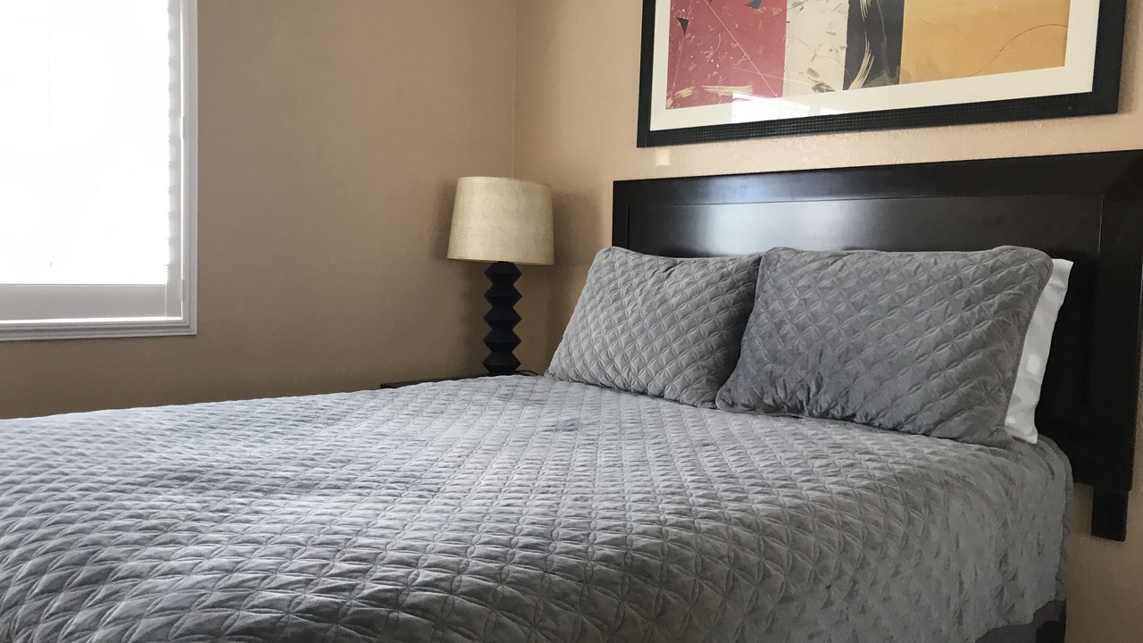 Photo of Bedroom in Bay Terraces