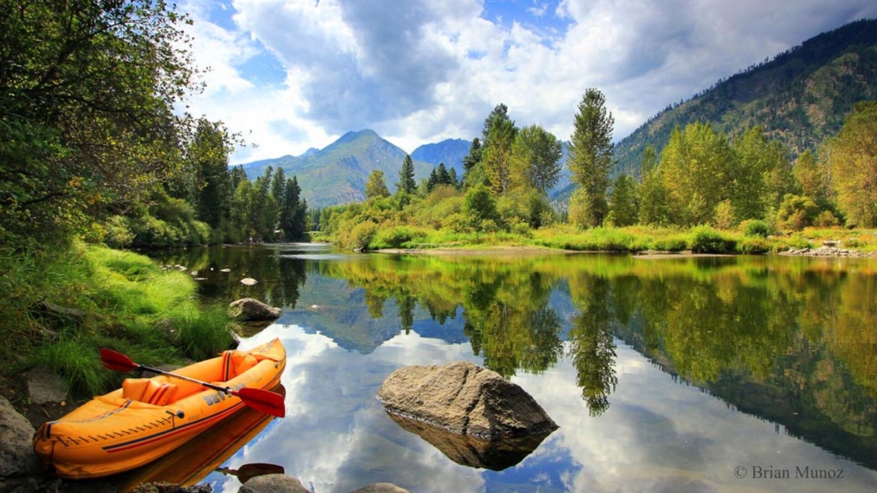 Photo of Others in Downtown Leavenworth