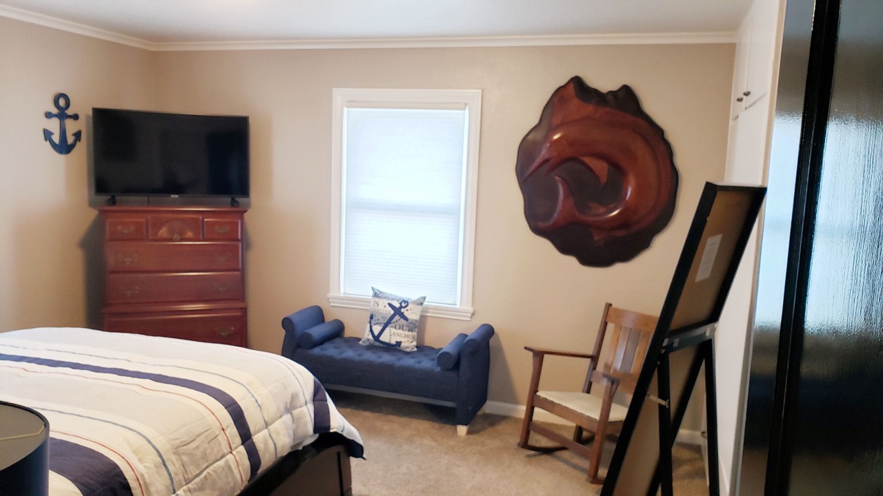 Photo of Bedroom in West Hills