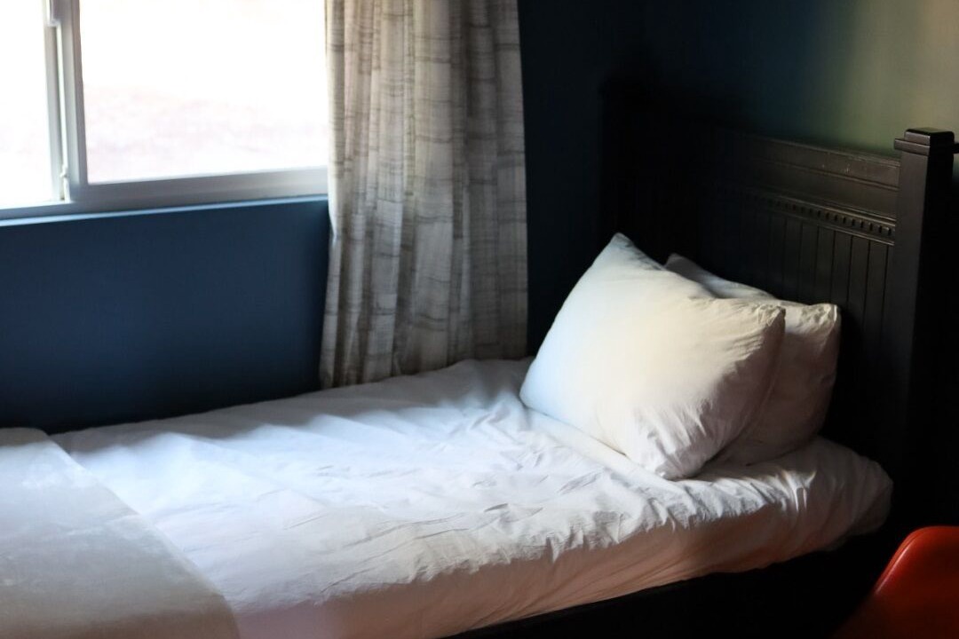 Photo of Bedroom in Twin Peaks